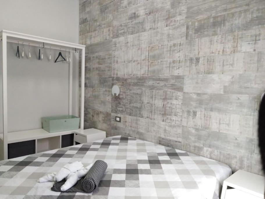 A 2 Passi Dal Castello ,Appartamento Con Veranda 卡斯泰拉马莱 外观 照片