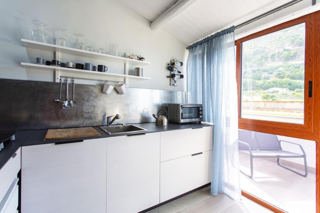 A 2 Passi Dal Castello ,Appartamento Con Veranda 卡斯泰拉马莱 外观 照片