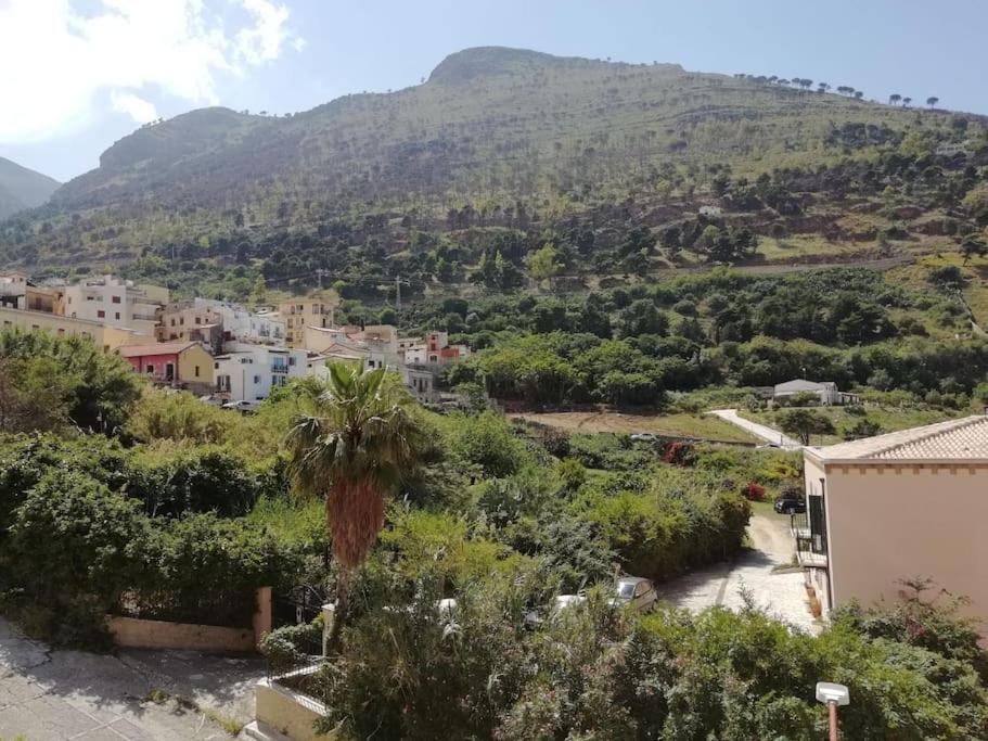 A 2 Passi Dal Castello ,Appartamento Con Veranda 卡斯泰拉马莱 外观 照片