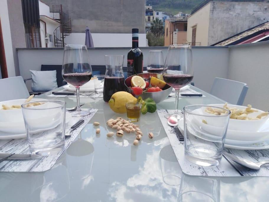 A 2 Passi Dal Castello ,Appartamento Con Veranda 卡斯泰拉马莱 外观 照片